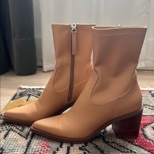 Dolce Vita Ankle Boots